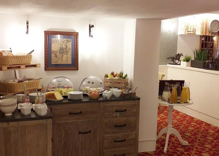 Hotel Le Chantilly 2*