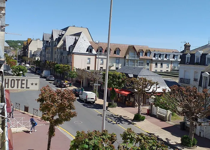 Hotel Le Chantilly 2*