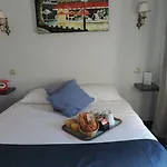 Le Chantilly 2* دوفييل