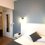 Le Chantilly 2* دوفييل