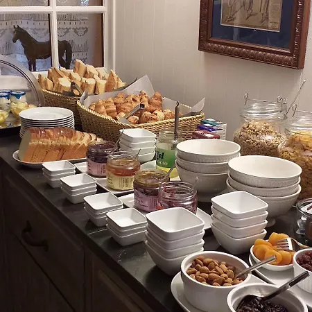 Hotel Le Chantilly 2*