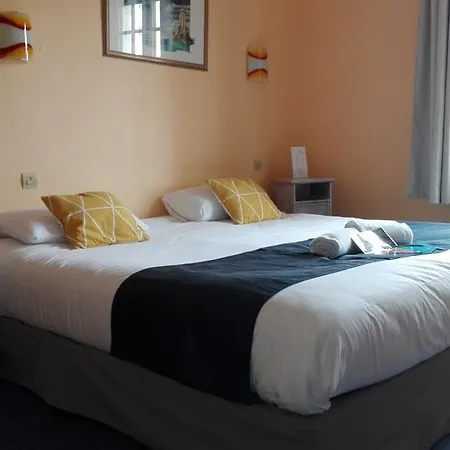 Hotel Le Chantilly 2*